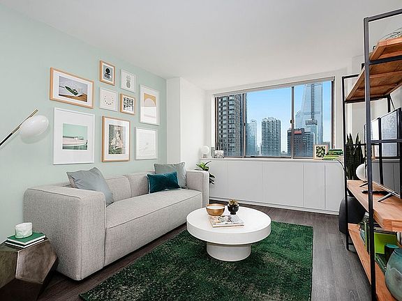 3rd image of 520 W 43rd St APT 30J