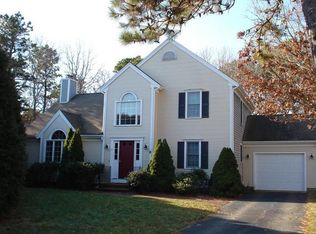 11 Skipjack Ln, Hyannis, MA 02601