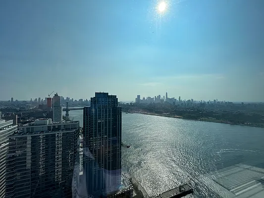 Rented by Corcoran | media 23