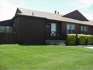 1st image of 10041 Arlington Cir