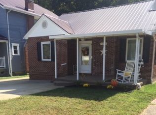 610 Brown St, Raceland, KY 41169