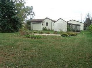 1012 N Blackhawk Blvd, Rockton, IL 61072