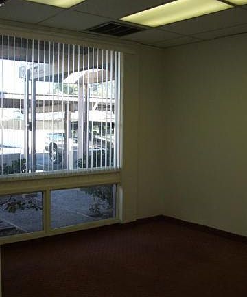 3rd image of 6201 N 35th Ave Ste B1