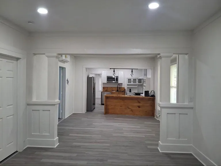 1009 Thomas Blvd — Photo 5
