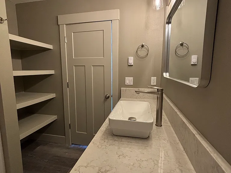 Seven Oaks Luxury Duplexes — Photo 67