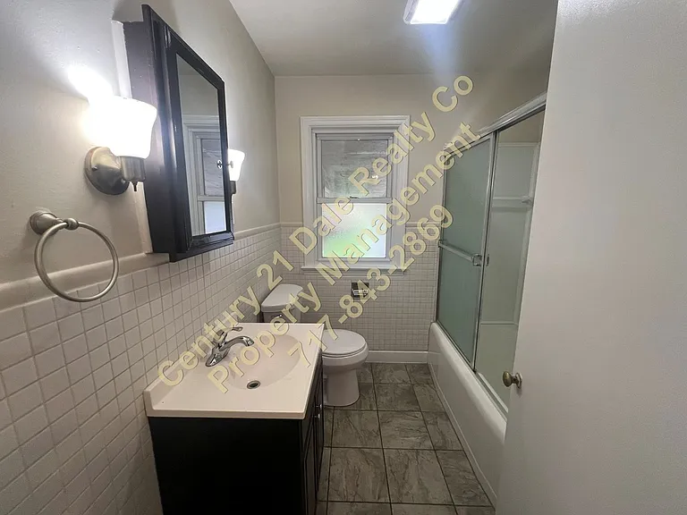 303 Maywood Rd — Photo 9