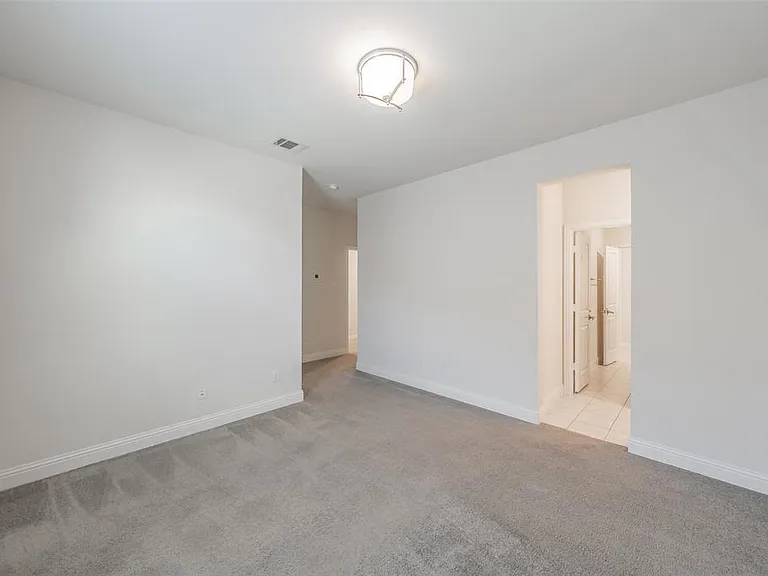 8075 Sunflower Ln — Photo 26