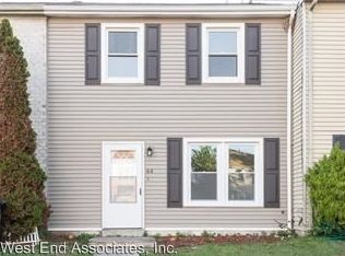 44 Eisenhower Cir, Whitehall, PA 18052