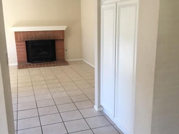 5th image of 4141 Oakcliff Dr