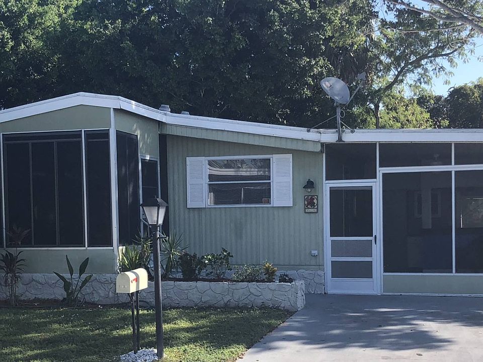 1st image of 16629 Camelia Dr