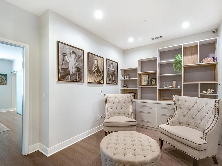 10 Brownstone Way — Photo 15