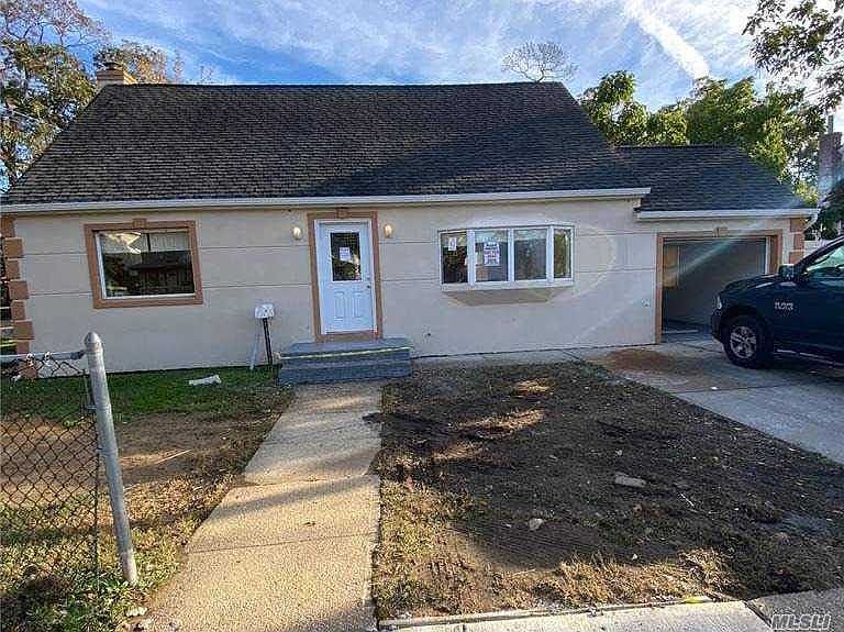 1st image of 172 E Seaman Ave