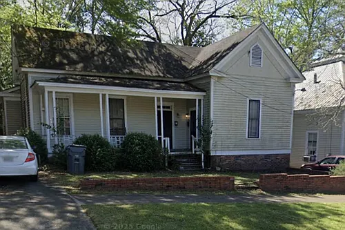 121 E Montgomery St Photo 1