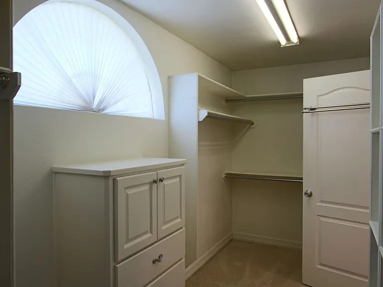 1202 River Bend Dr — Photo 19