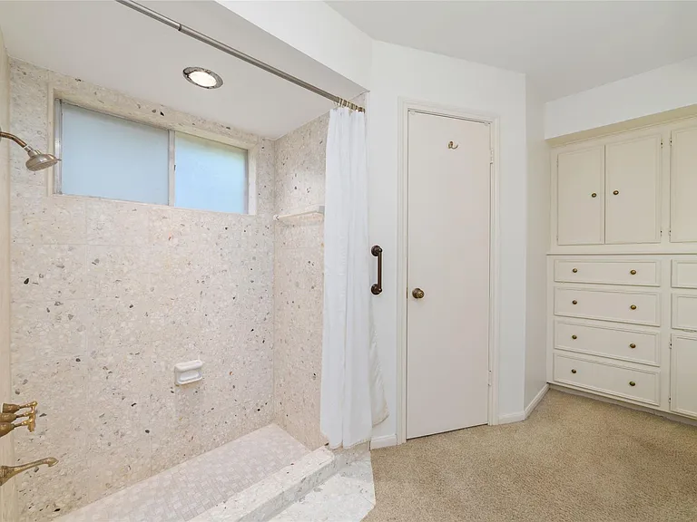 11838 Riverview Dr — Photo 26