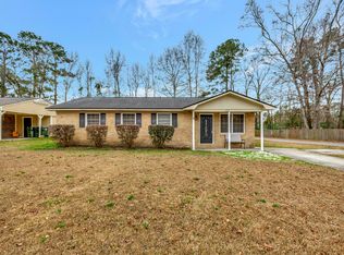 122 Longleaf Dr, Summerville, SC 29483