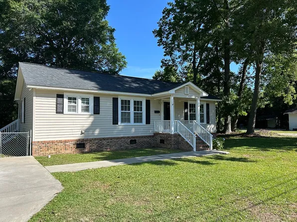 114 Singletary Ave, Lake City, SC 29560