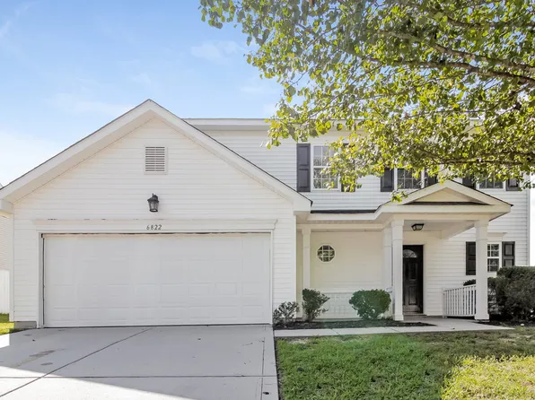 6822 Chieftain Dr, Charlotte, NC 28216