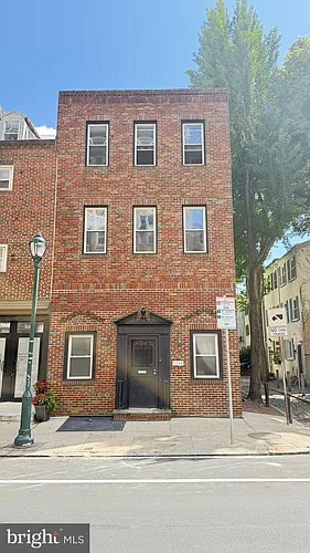 1108 Locust St #3 Photo 1