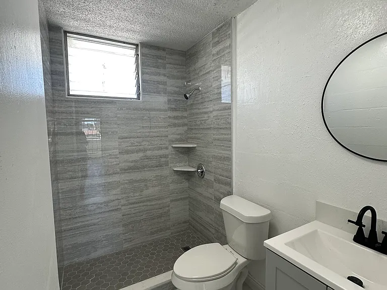 1329 Kinau St #C-6 — Photo 5