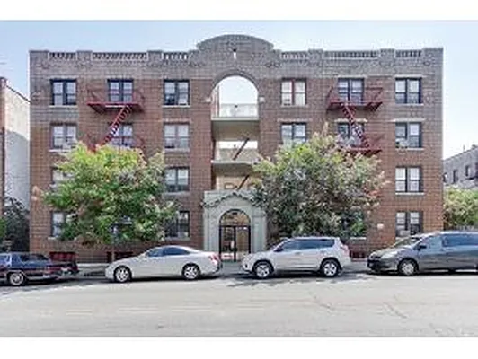 Sold by Coldwell Banker Reliable Real Estate | media 9