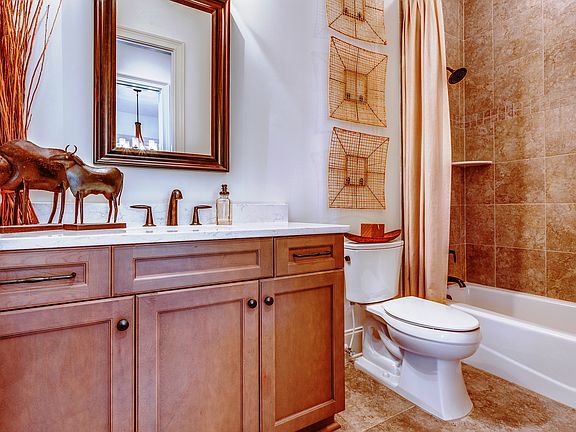 3rd image of 764 Promenade Pointe Dr