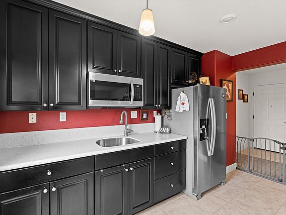 3rd image of 1176 Mallard Crest Dr