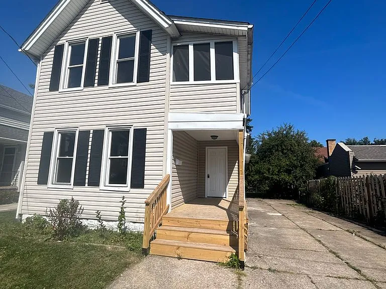 3524 Henritze Ave — Photo 2