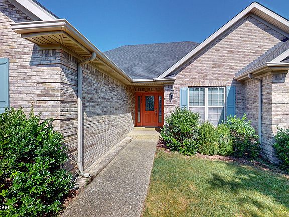 3rd image of 4709 Willow Forest Pl