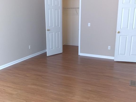 4th image of 112 Dusky Willow Dr