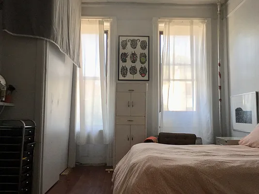 Rented by Nooklyn NYC LLC | media 2