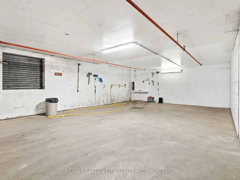 162 Martindale Rd #207 — Photo 34