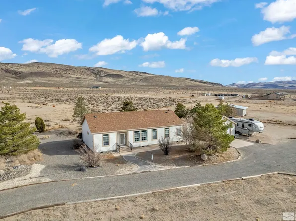8355 Tahoe Ave, Stagecoach, NV 89429