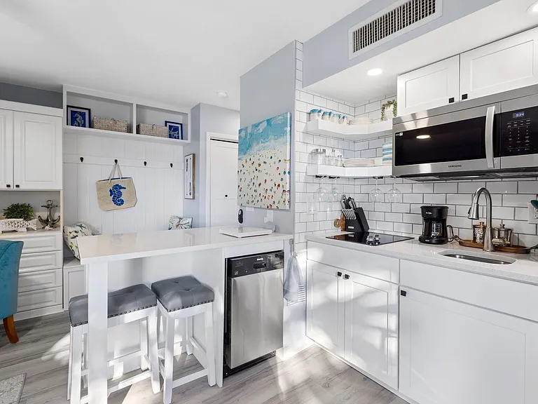 1555 Tarpon Center Dr #G235 — Photo 11