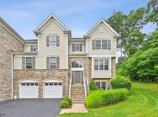 1 Lonergan Ln, West Orange, NJ