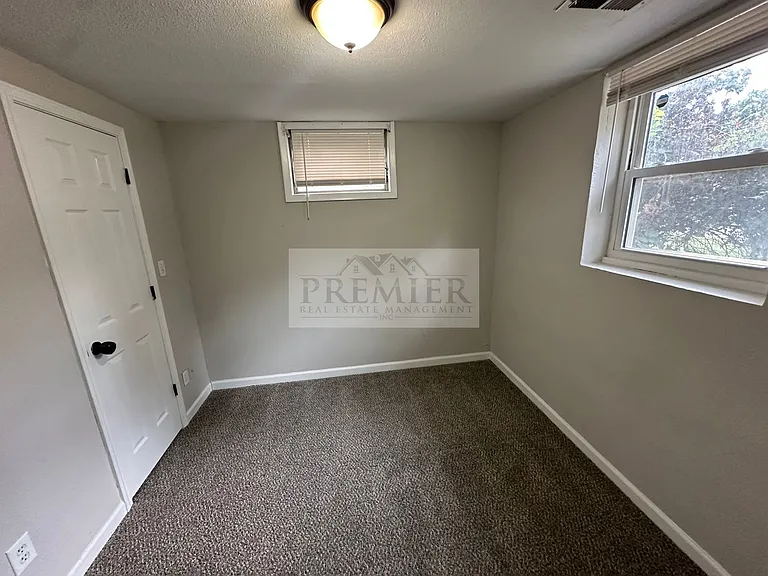 730 N Aztec Dr — Photo 15