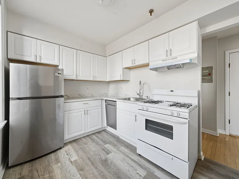 1480 Commonwealth Ave #10 — Photo 11