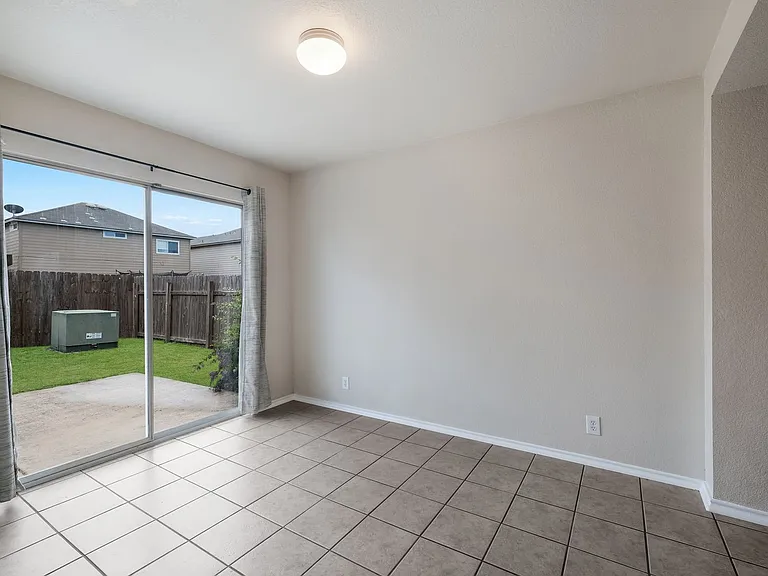 8848 Staghorn Ml — Photo 8