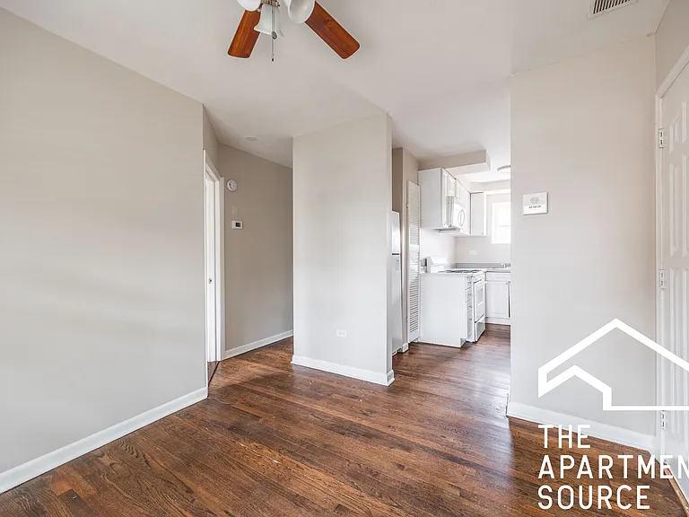 3524 W Grace St #1W — Photo 3