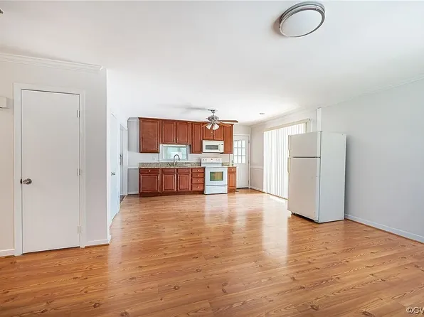 4212 Bridgewood Rd, Midlothian, VA 23112