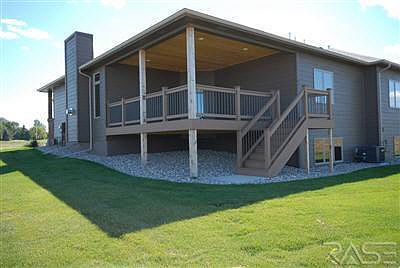 3rd image of 7417 Grand Arbor Ct