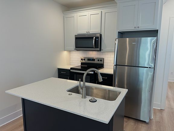 2nd image of 507 E Ann St APT 1