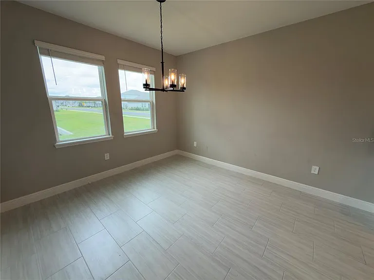 2133 Divot Dr — Photo 4