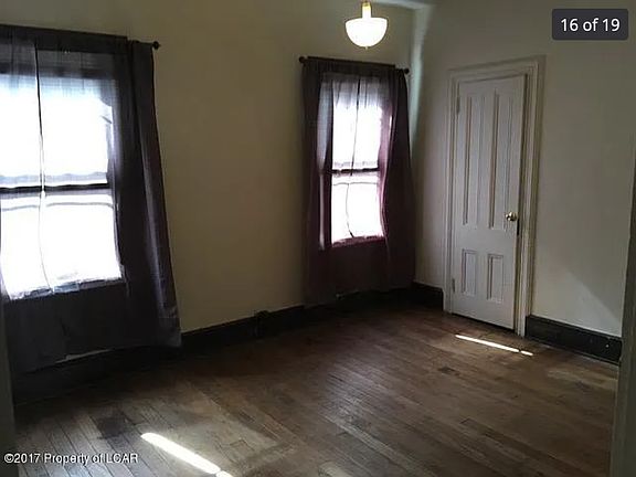 5th image of 134 W River St #1