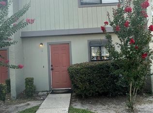 2300 SW 43rd St APT P1, Gainesville, FL 32607