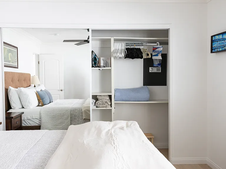 1052 Isabella Ave #C — Photo 12