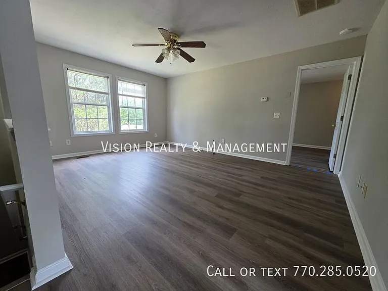 258 Lambert Overlook Cir — Photo 3