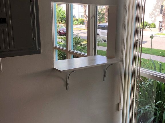 4th image of 442 S Oakhurst Dr APT 1