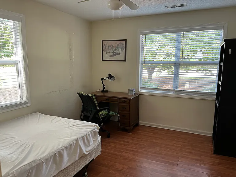 1430 Collegeview Ave #103 — Photo 9