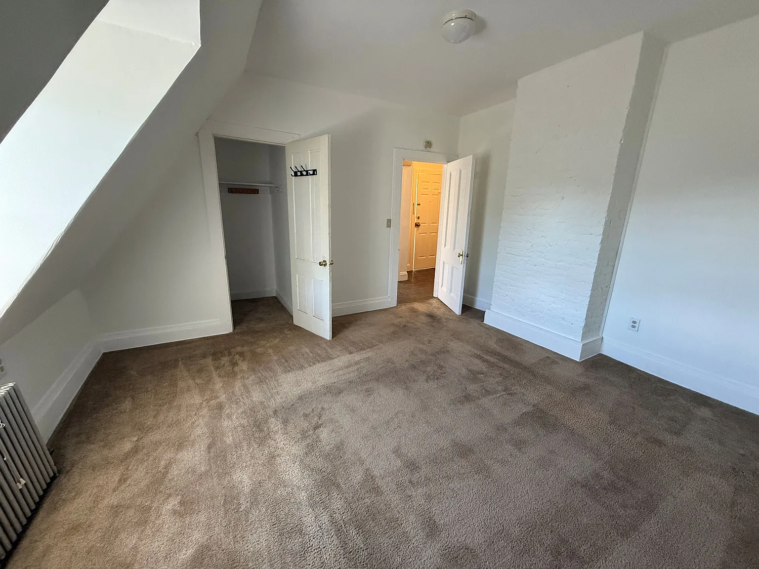 330 Franklin Place — Photo 3